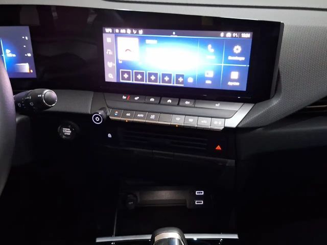 Opel Astra 1.2 Turbo Enjoy Sports Tourer Turbo