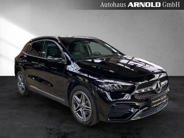 Mercedes-Benz GLA 200 AMG Line