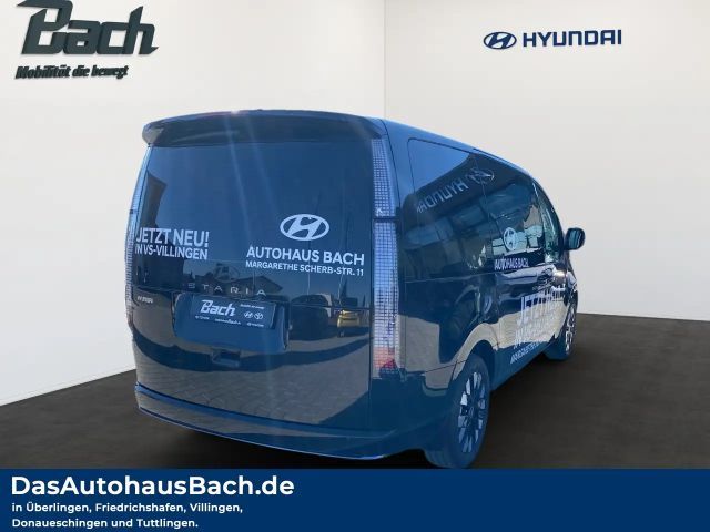 Hyundai Staria Signature