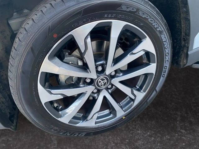 Toyota Corolla Cross Hybride Team D