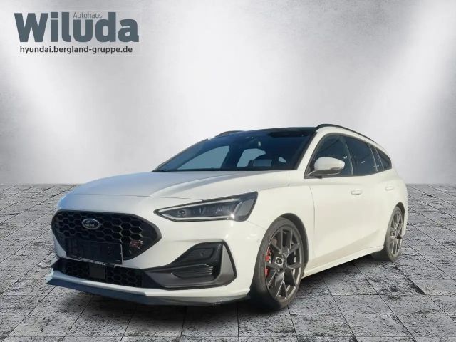 Ford Focus ST Line
