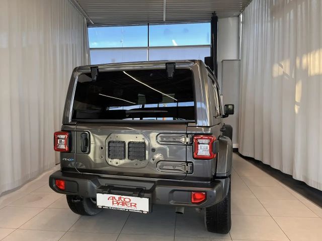 Jeep Wrangler Sahara