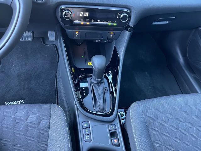 Toyota Yaris Active Hatchback Hybride