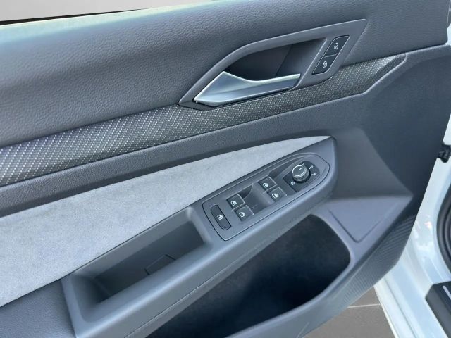 Volkswagen Golf 2.0 TSI