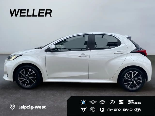 Toyota Yaris Hatchback Hybride Team D