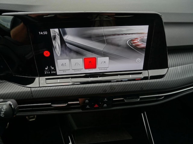 Volkswagen Golf 1.5 TSI R-Line Variant