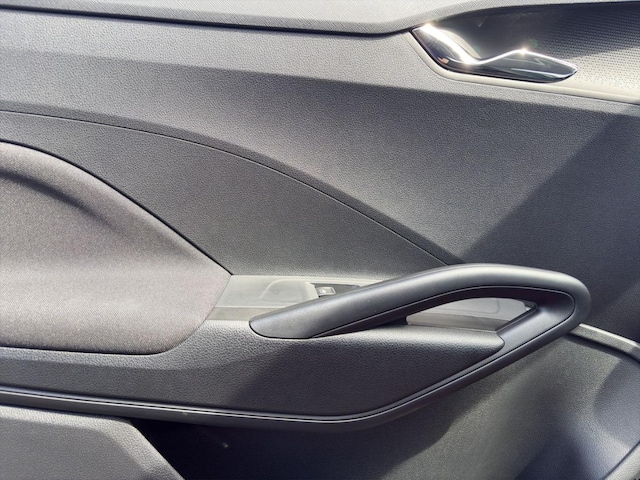 Skoda Fabia Fabia 1.0 MPI Essence DAB+ Sitzheizung vorn