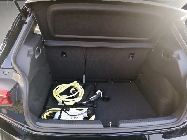 Cupra Born 77kW 231PS Below Zero HEAT PUMP PILOT M 5J