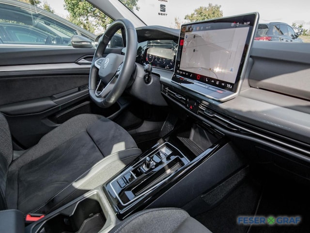 Volkswagen Golf 1.5 eTSI DSG Golf VIII Style