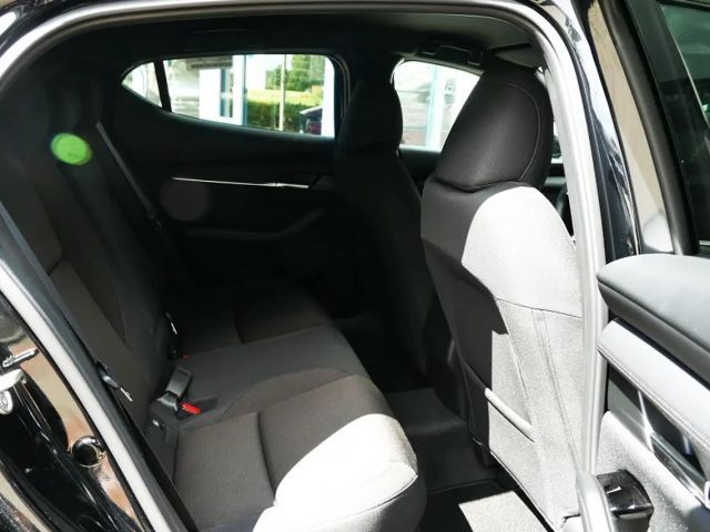 Mazda 3 2.5L SkyActiv e-Skyactiv