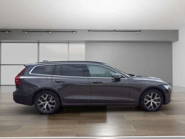 Volvo V60 Core