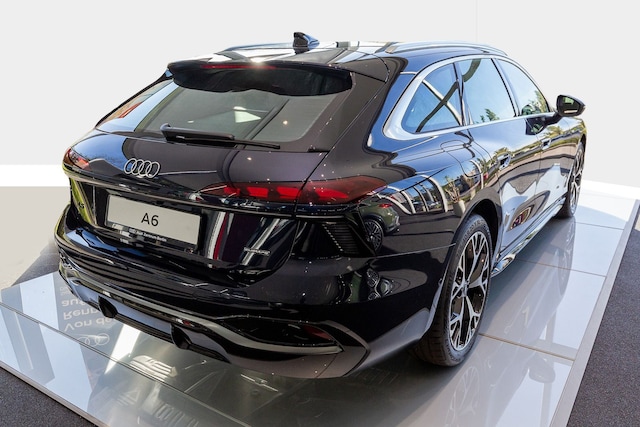 Audi A6 Avant Quattro S-Tronic