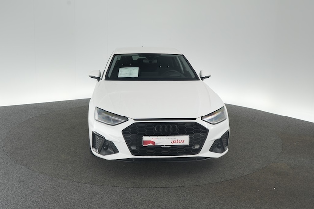 Audi A4 40 TFSI S-Tronic Sedan