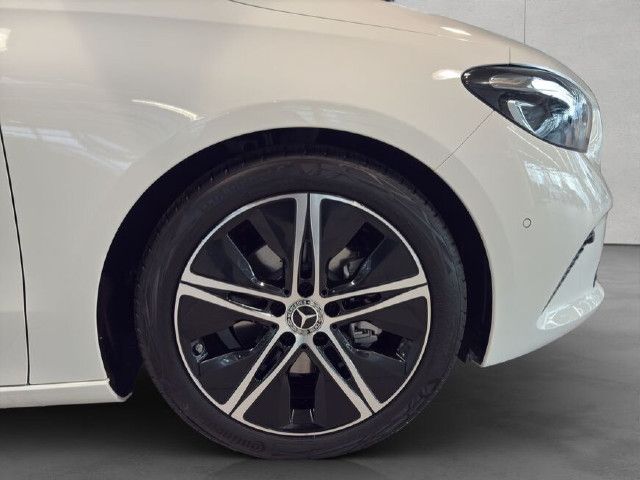 Mercedes-Benz B 180 Sedan