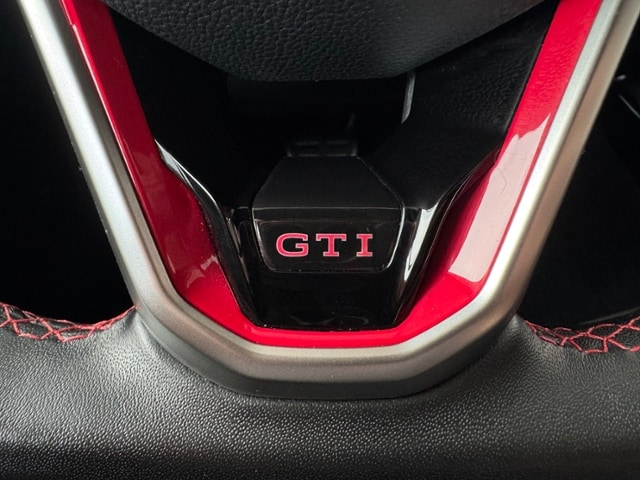 Volkswagen Golf 2.0 TSI DSG Golf VIII