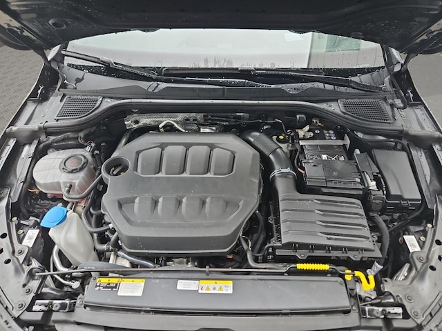 Volkswagen Golf 2.0 TSI 4Motion