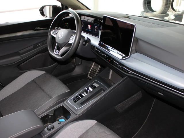 Volkswagen Golf 1.5 eTSI Variant