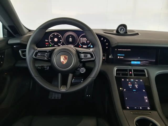 Porsche Taycan 4S Cross Turismo