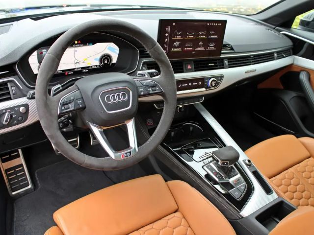 Audi RS4 Avant Quattro