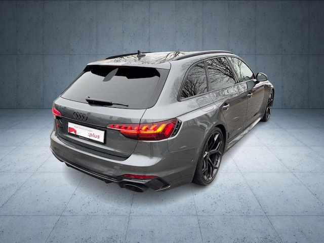 Audi RS4 Avant Quattro