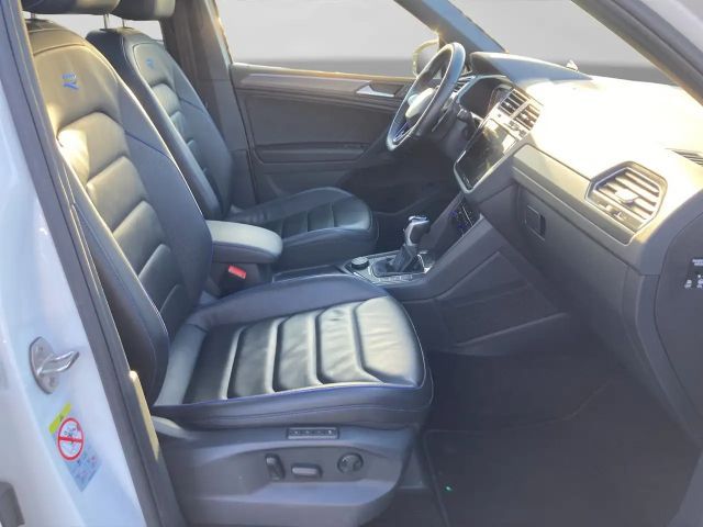 Volkswagen Tiguan R BLACKSTYLE LEDER PNO HuD 360°