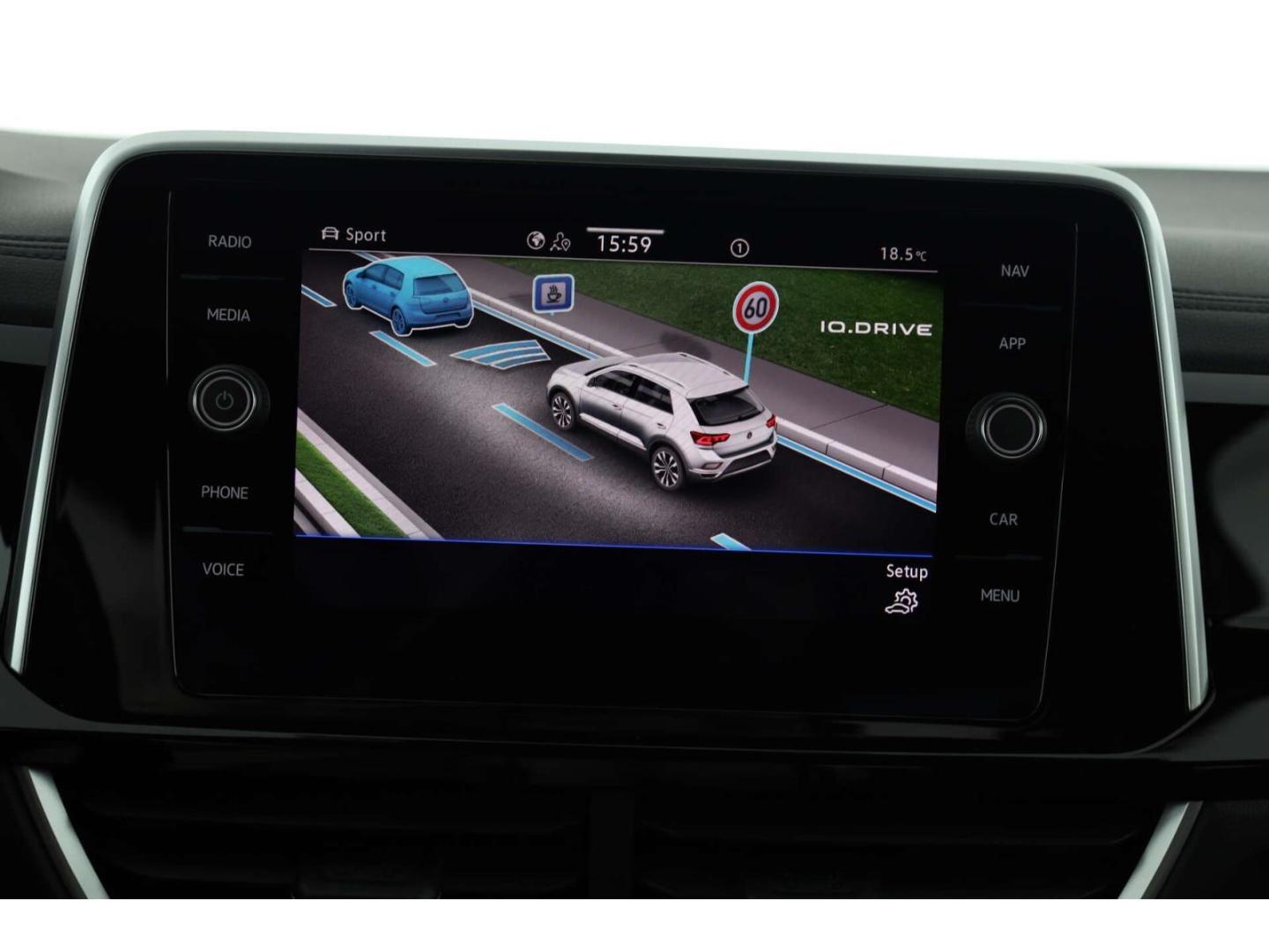 Volkswagen T-Roc 1.5 TSI DSG R-Line