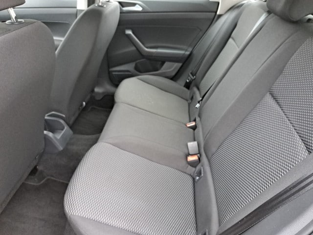 Volkswagen Polo Polo 1.0 APP PDC LED 3,99% GJ-REIF SHZ