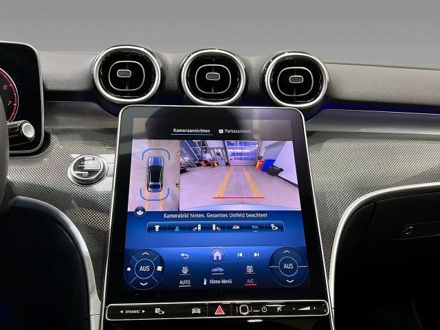 Mercedes-Benz C 180 AVANTGARDE Sedan