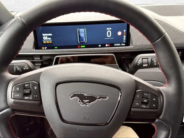 Ford Mustang Mach-E AWD Extended range