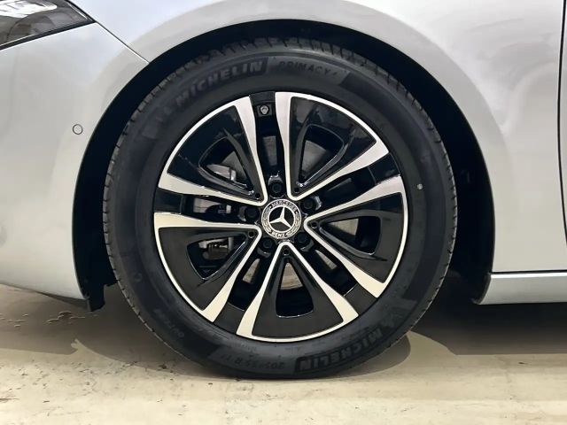 Mercedes-Benz A 180 A 180 d Hatchback