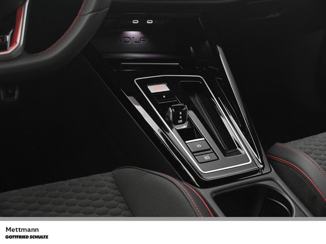 Volkswagen Golf 2.0 TSI DSG GTI