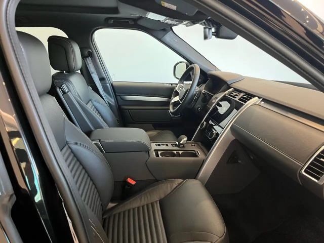 Land Rover Discovery D250 Dynamic SE