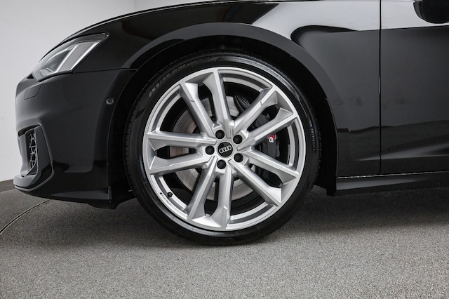 Audi S6 Avant Quattro