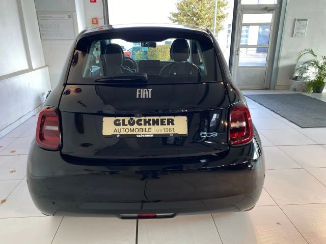 Fiat 500e 500 e   Komfortpaket/ Allwetterreifen