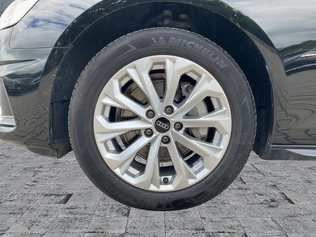 Audi A4 40 TFSI Avant S-Tronic