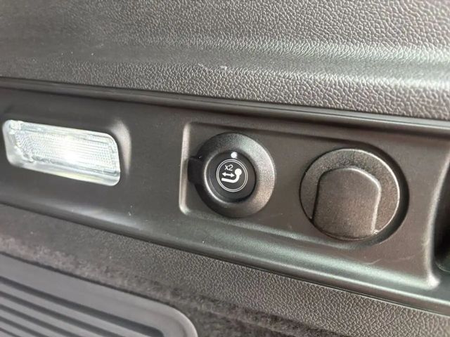 Alfa Romeo Stelvio AT8 Q4