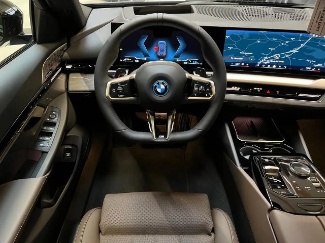 BMW 530 530e M-Sport Touring xDrive