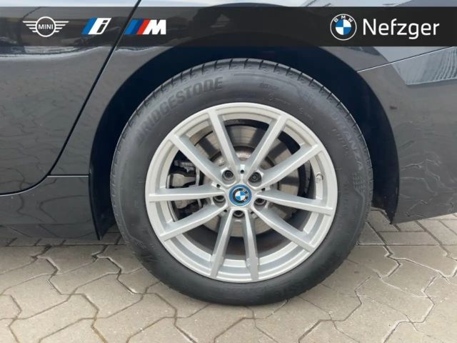 BMW 320 320e Touring xDrive