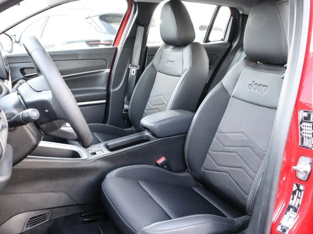 Jeep Avenger Altitude Full-Electric