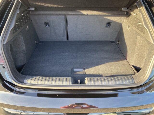 Audi A3 30 TFSI S-Line S-Tronic Sportback