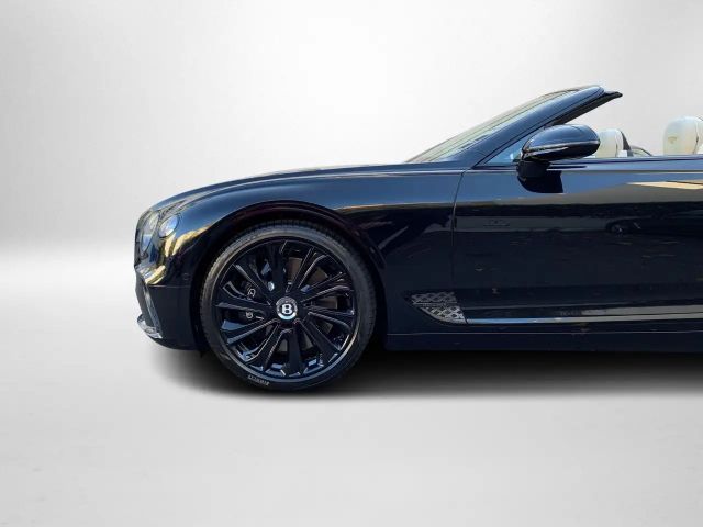 Bentley Continental GTC V8