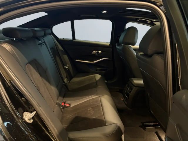 BMW 330 330e M-Sport Sedan