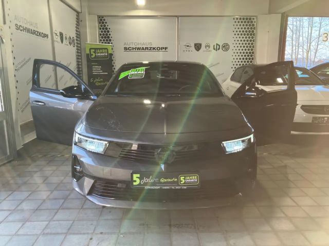 Opel Astra 1.2 Turbo Sports Tourer