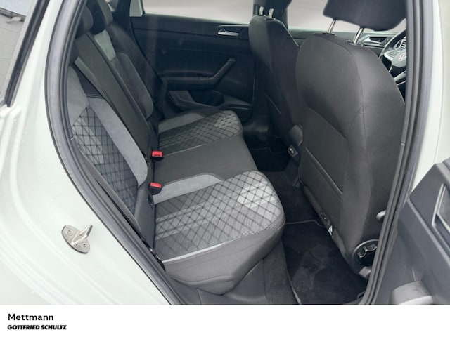 Volkswagen Polo 1.0 TSI DSG R-Line