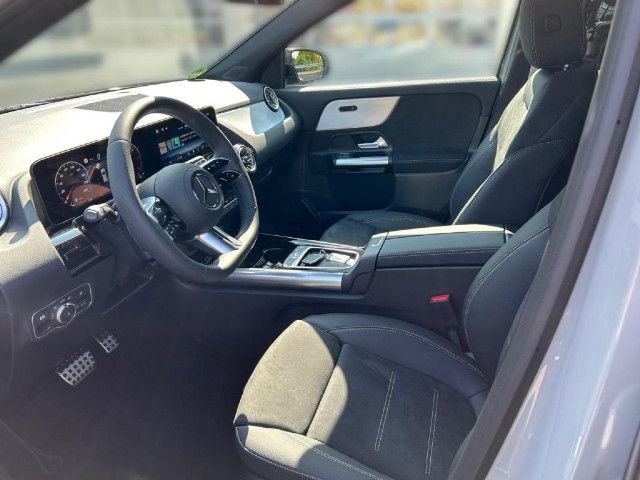 Mercedes-Benz GLA 220 4MATIC GLA 220 d