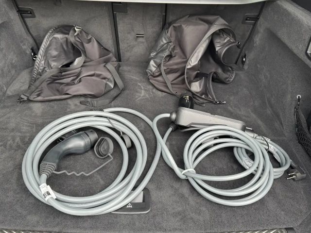 BMW M5 Touring Keramik PANO B&W M-Drivers-P AHK 0,5%