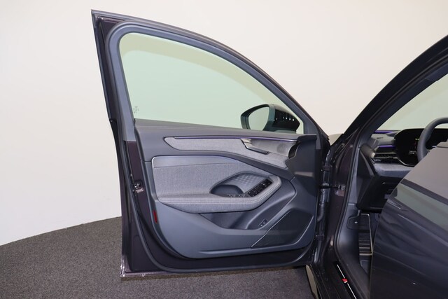 Audi A6 Avant Quattro S-Tronic