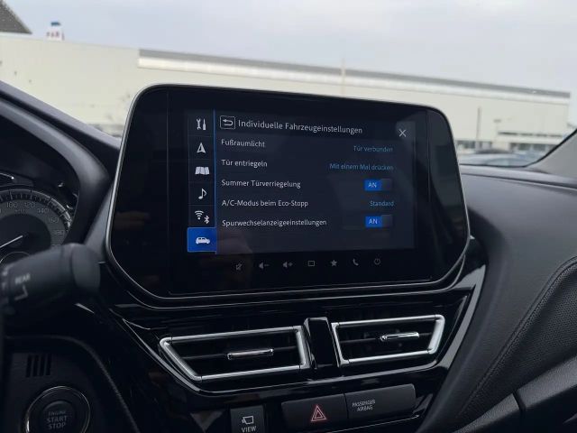 Suzuki S-Cross Flash Hybrid