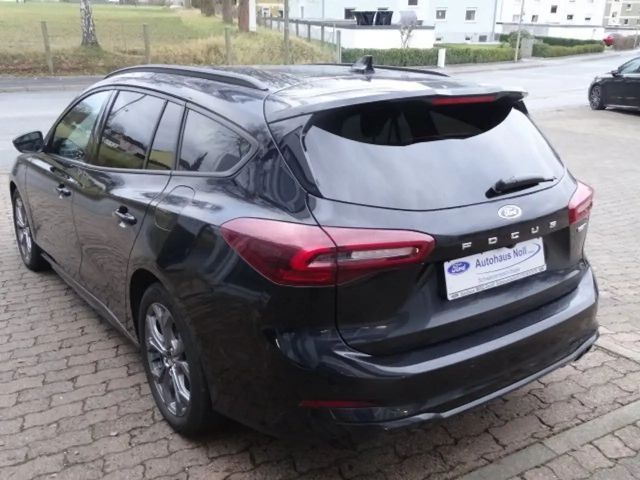 Ford Focus EcoBoost ST Line Wagon