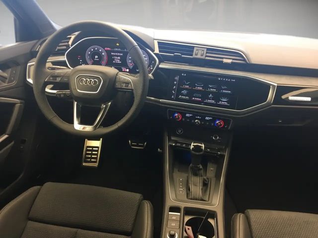 Audi Q3 40 TFSI Quattro S-Line